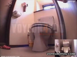 Video Quay Len Toilet