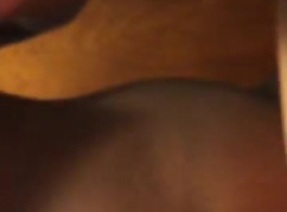 Black Guy Đang Thực Hiện Video Hành Động Của Mình- Cho Thấy Tất Cả Các Nhu Cầu Vô Độ Bẩn Thỉu Của Anh Ta Đối Với Một Người Phụ Nữ Da Đen.